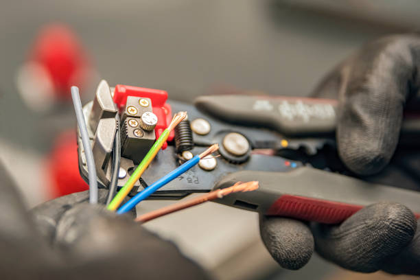 Best Electrical Contractors for Businesses  in Vero Beach, FL